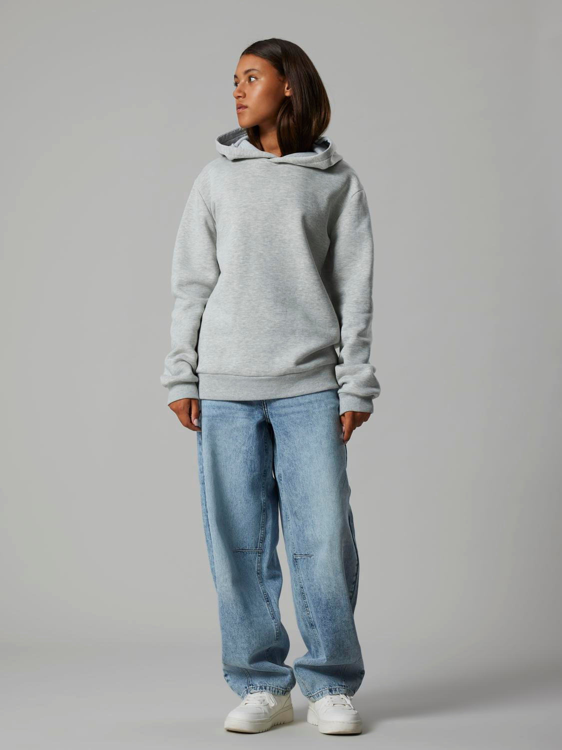 model_shot-detail